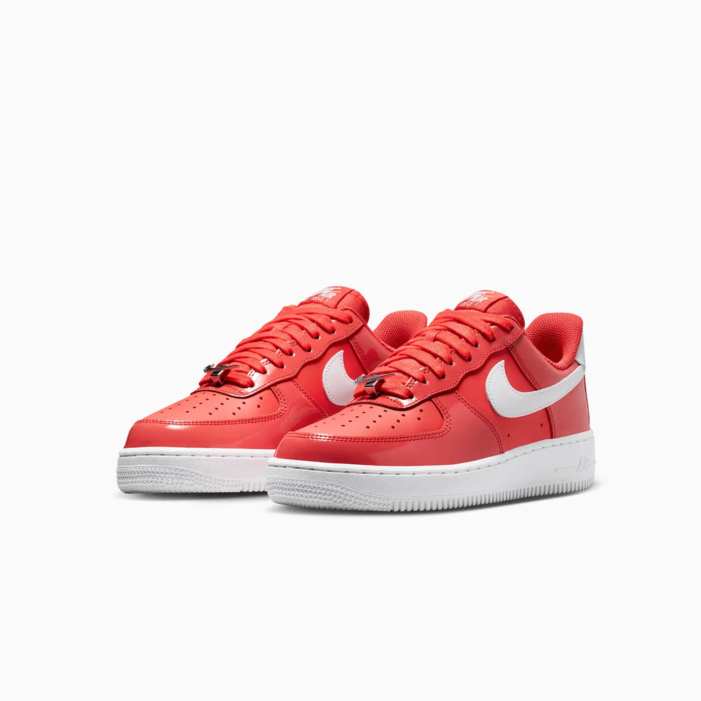 Nike Air Force 1 '07 pour femme « Patent Light Crimson White »