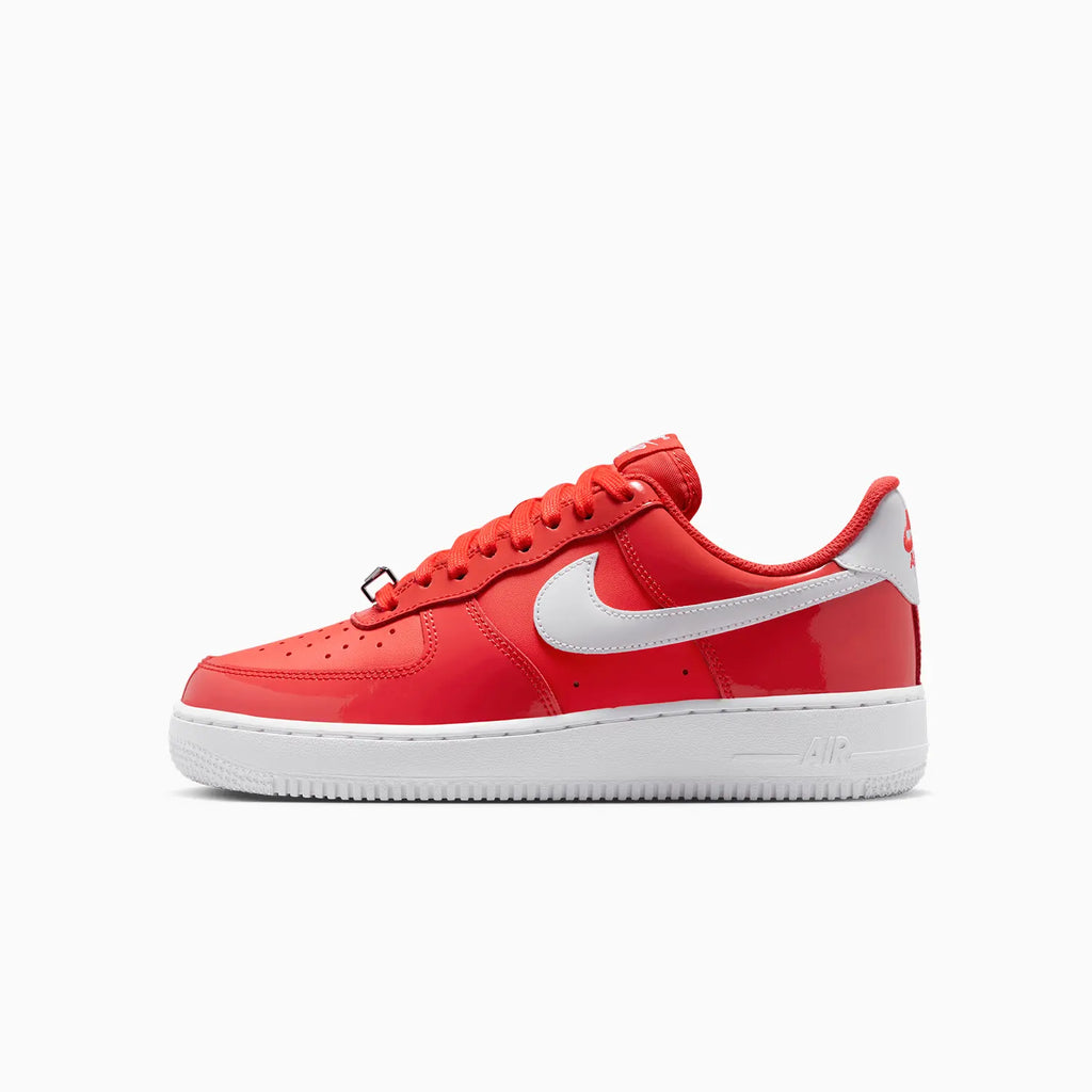 Nike Air Force 1 '07 pour femme « Patent Light Crimson White »