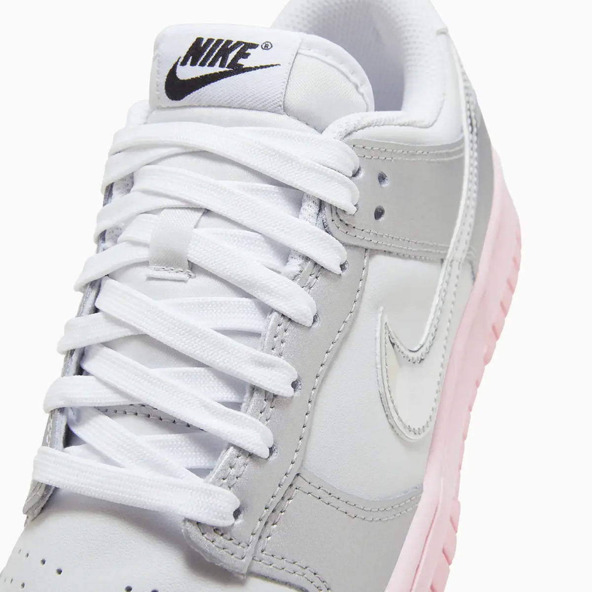 Dunk Low LX pour femme « Metallic Silver Pink »