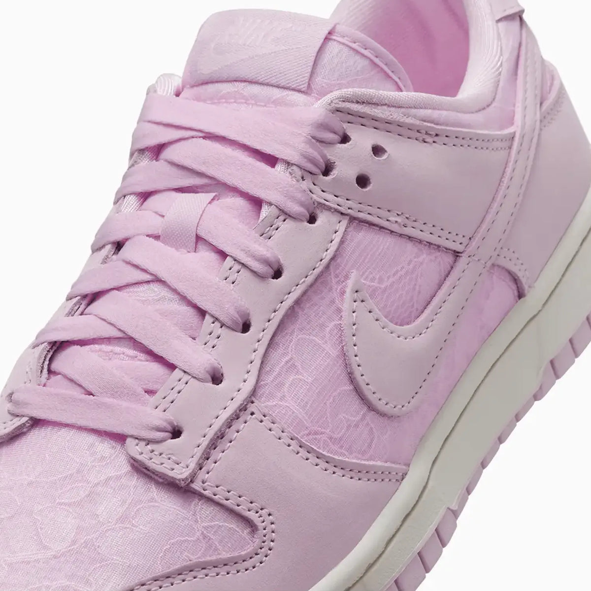 Dunk Low pour femme « Regal Pink »
