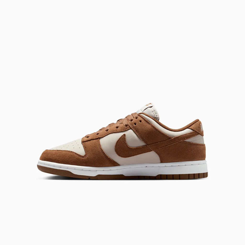 Dunk Low Suede Femme « Light British Tan Cream »