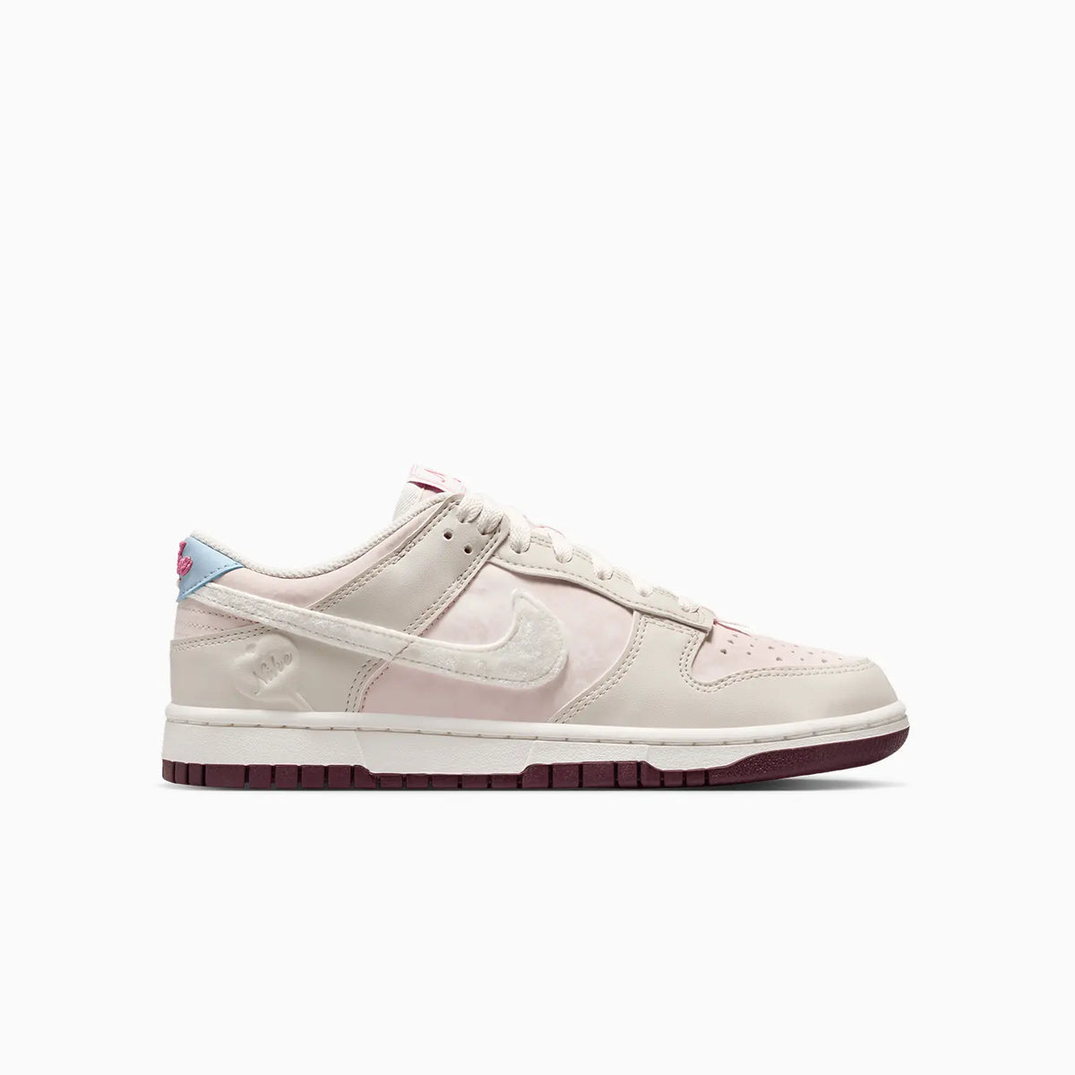 Women's Dunk Low 'Valentine's Day'