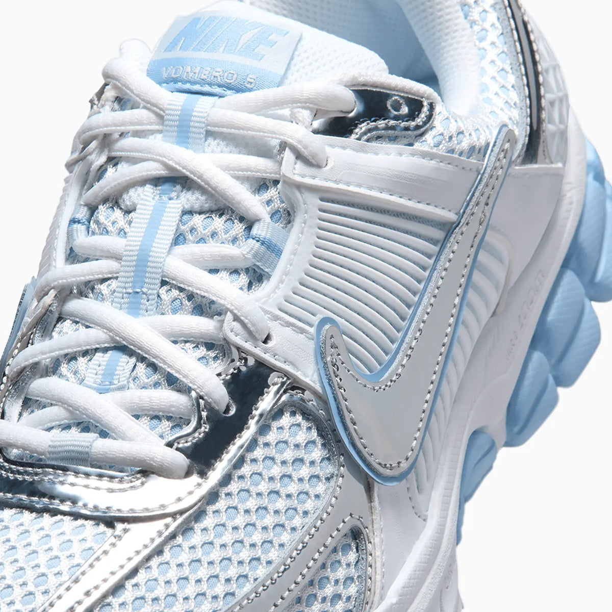 Zoom Vomero 5 « Aluminum » pour femme