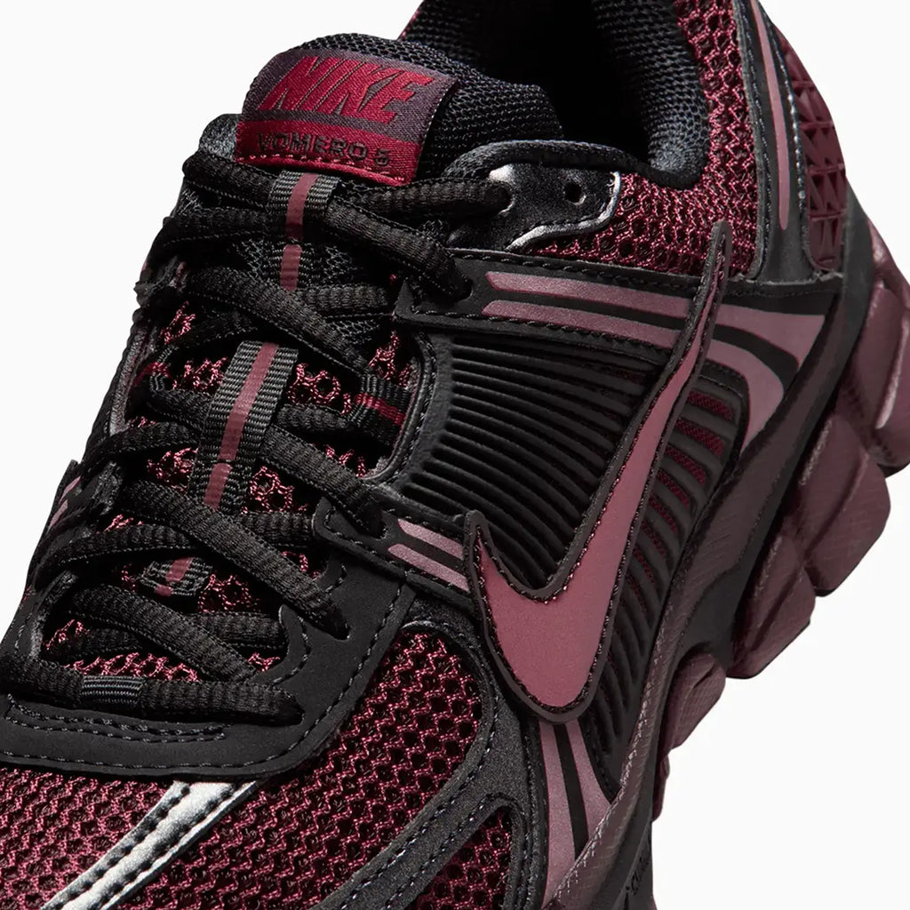 Women's Zoom Vomero 5 'Black Burgundy Crush'