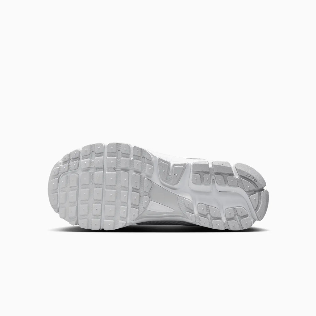 Zoom Vomero 5 'Chrome Toe' pour femme