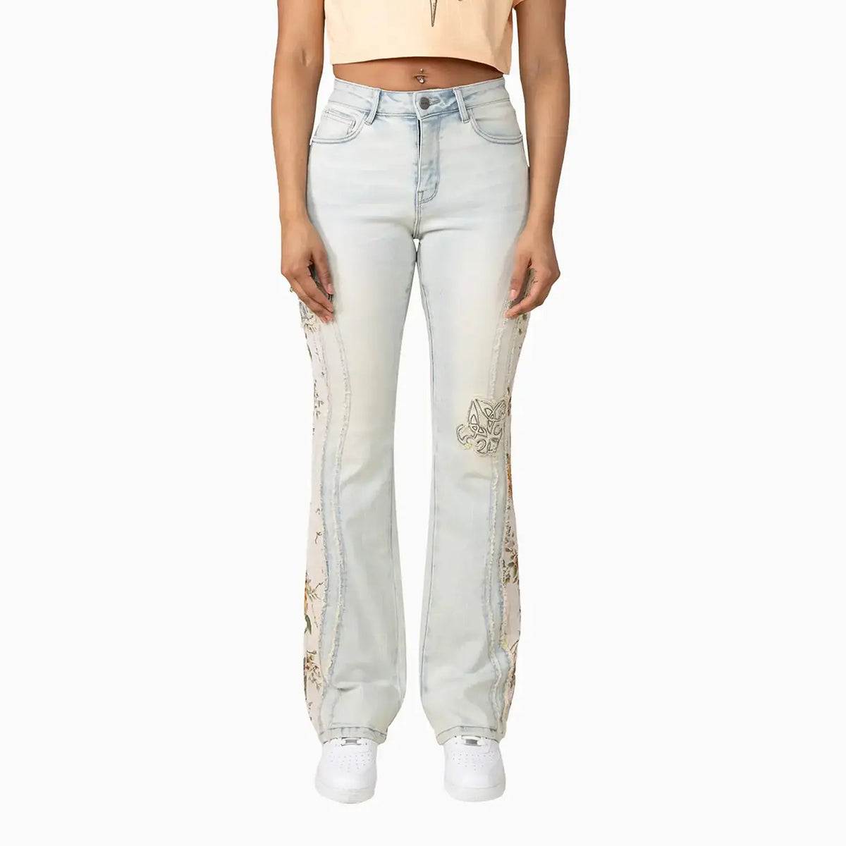 Women's High Rise Graphic Crop Outfit
