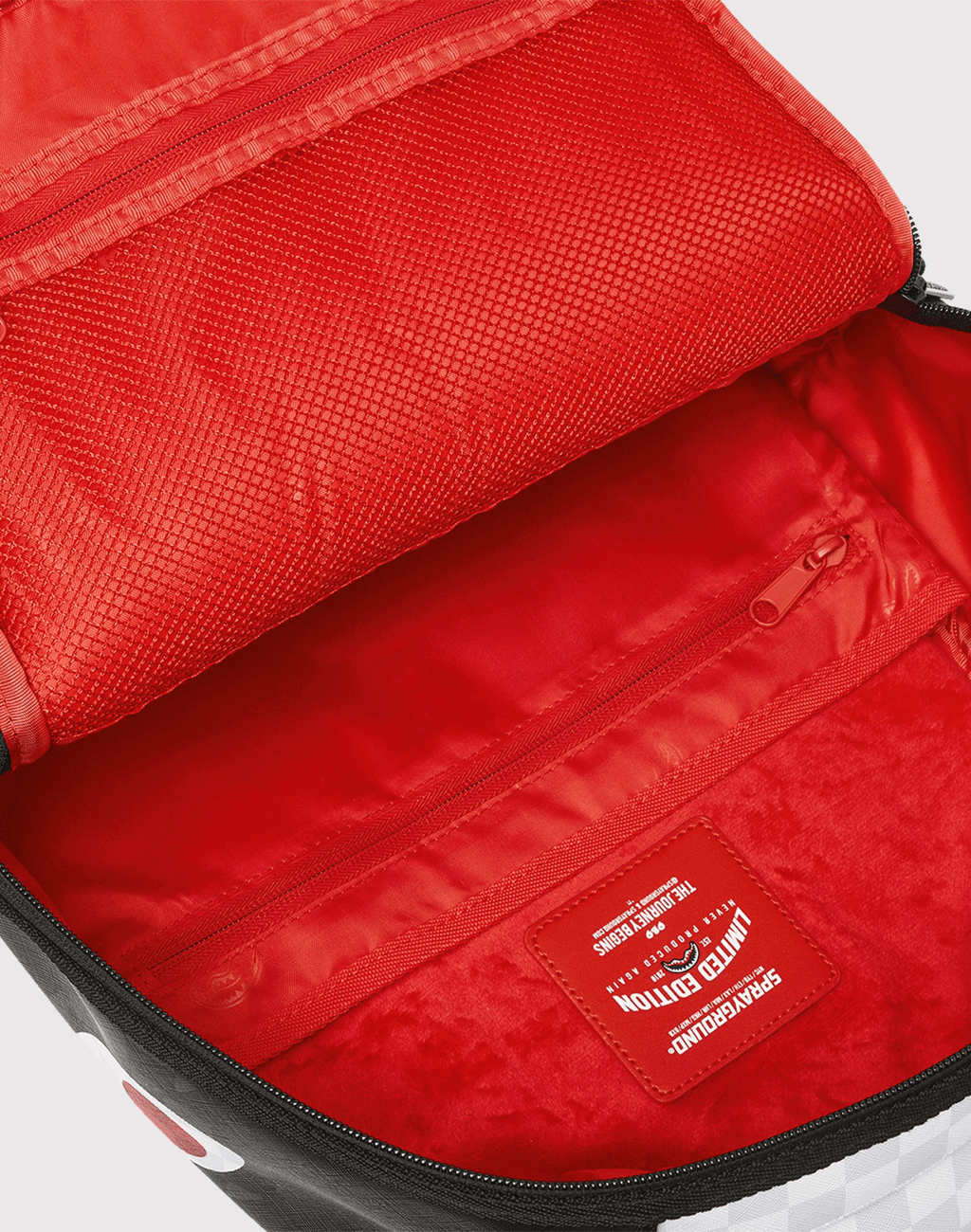 Triple Decker Heir The Throne Sac à dos
