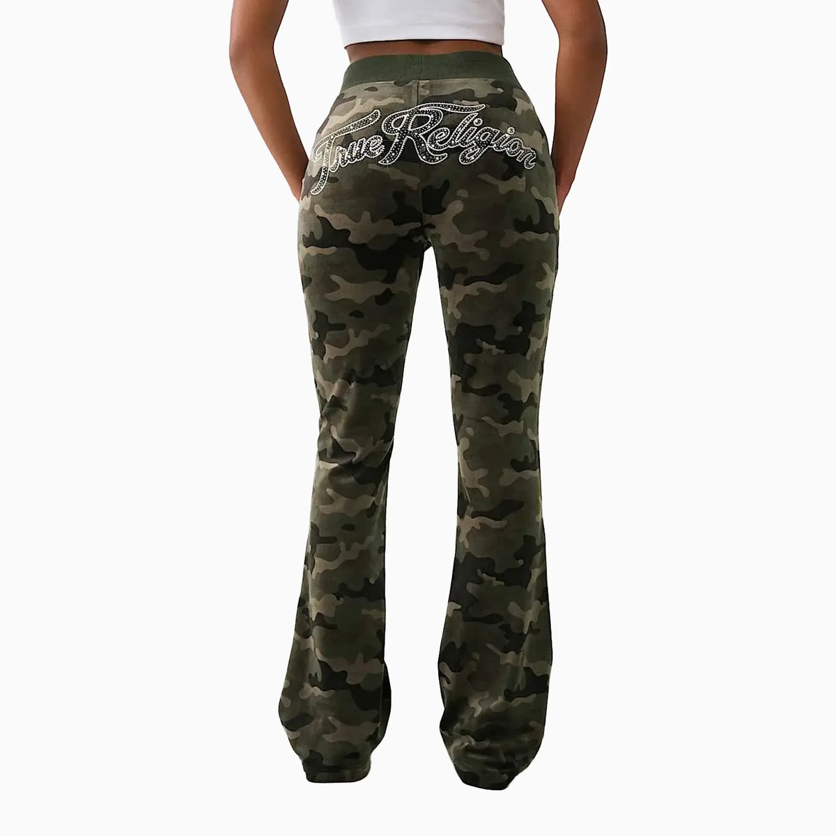 Ensemble velours camouflage raccourci pour femme