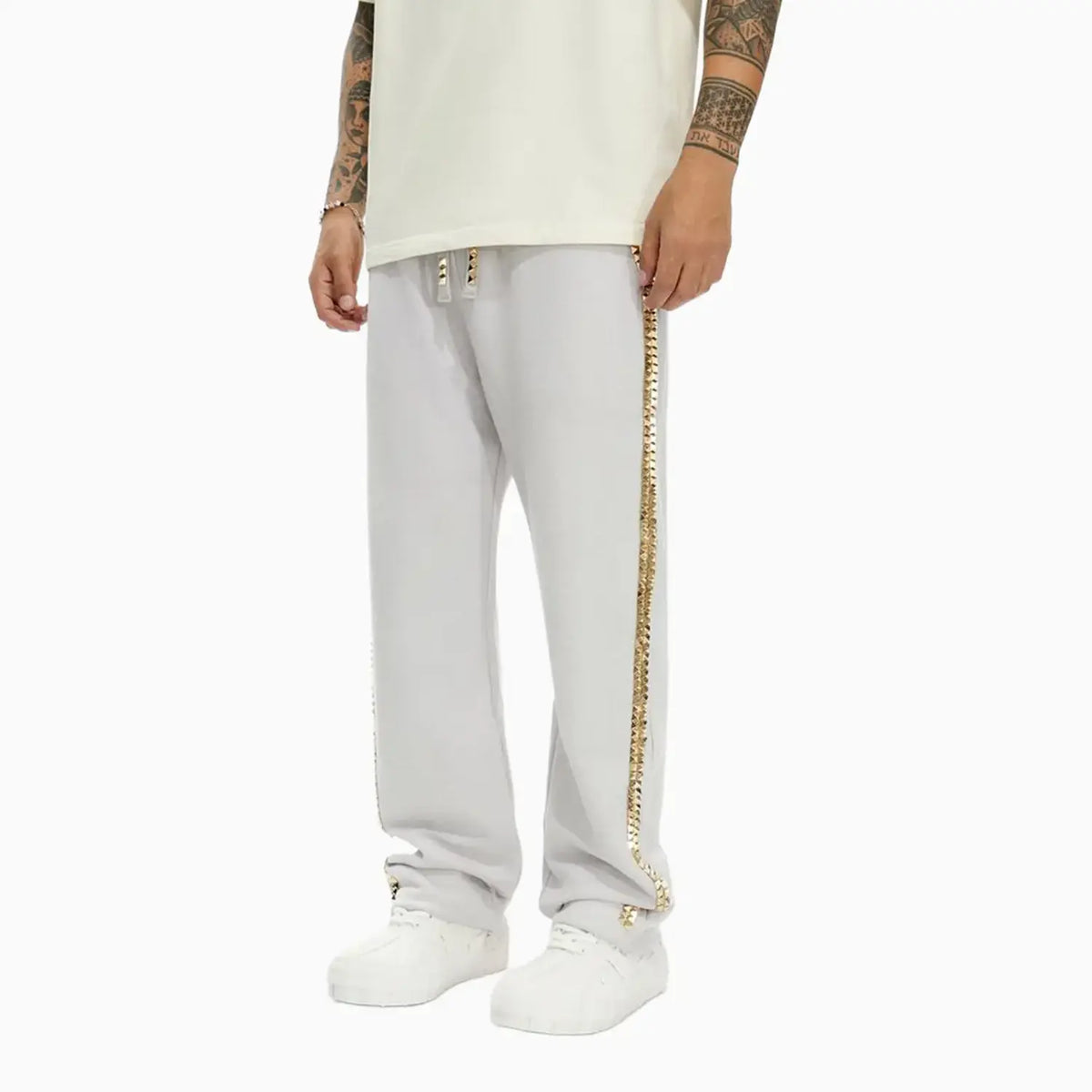 Men's Hand It Saturn Outfit