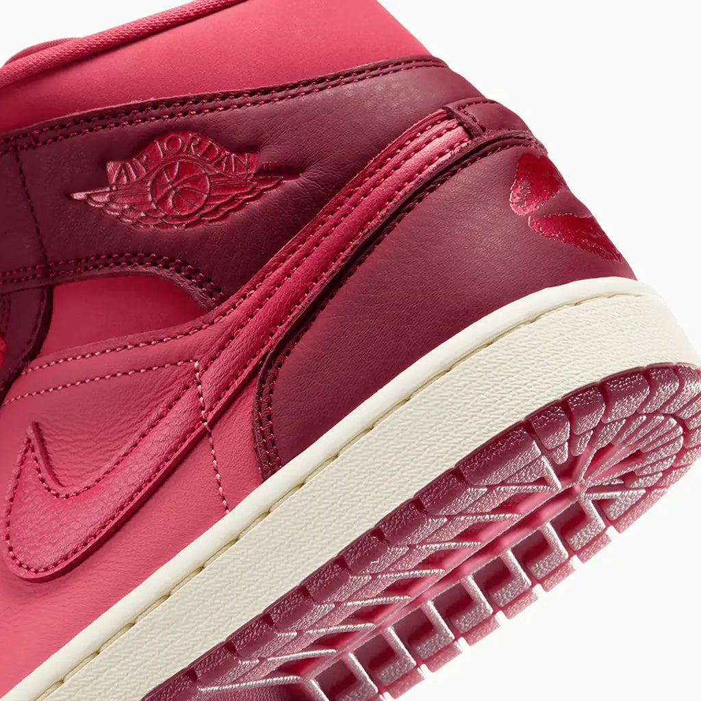 Air Jordan 1 Mid SE Femme « Saint-Valentin »